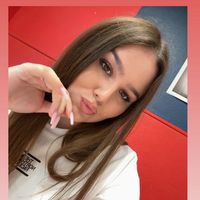 larisaaa_mihaela