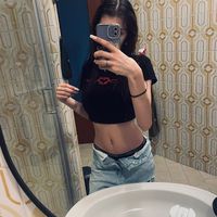 _thaniela_