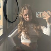 adrianagarciaa._