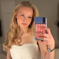 ella68905