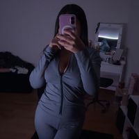 kelliaaa_.71