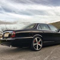 v8_superjag