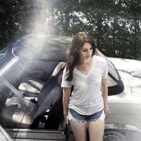 lanadelrey.is.wife