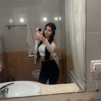 larissaaa._25