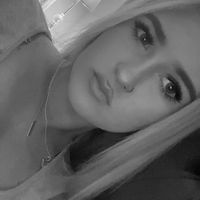 chloeconroy.13