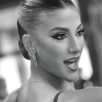 rosa_granato