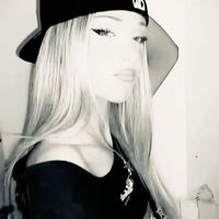 yo_tosia